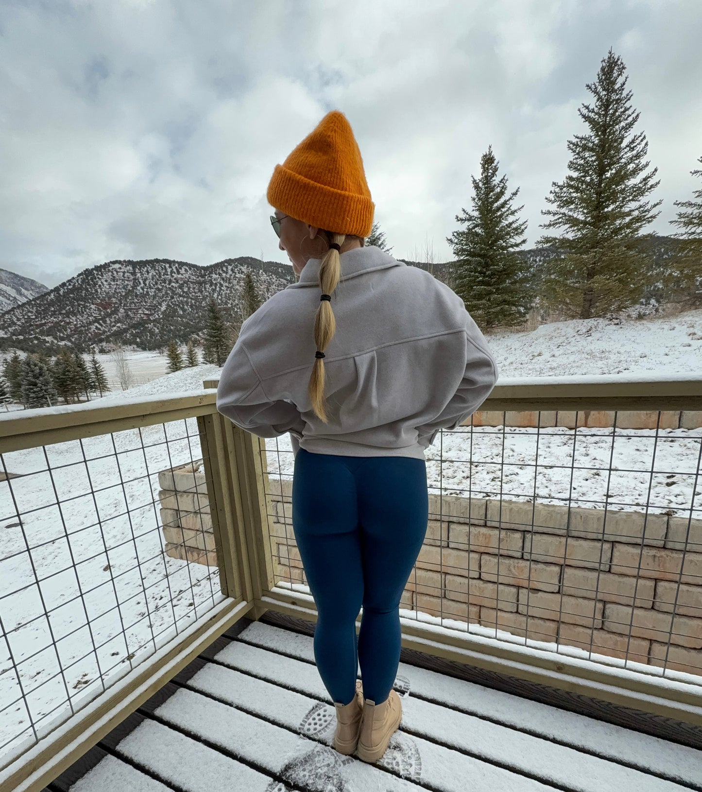 MONTAUK BEACH YOGA LEGGINGS